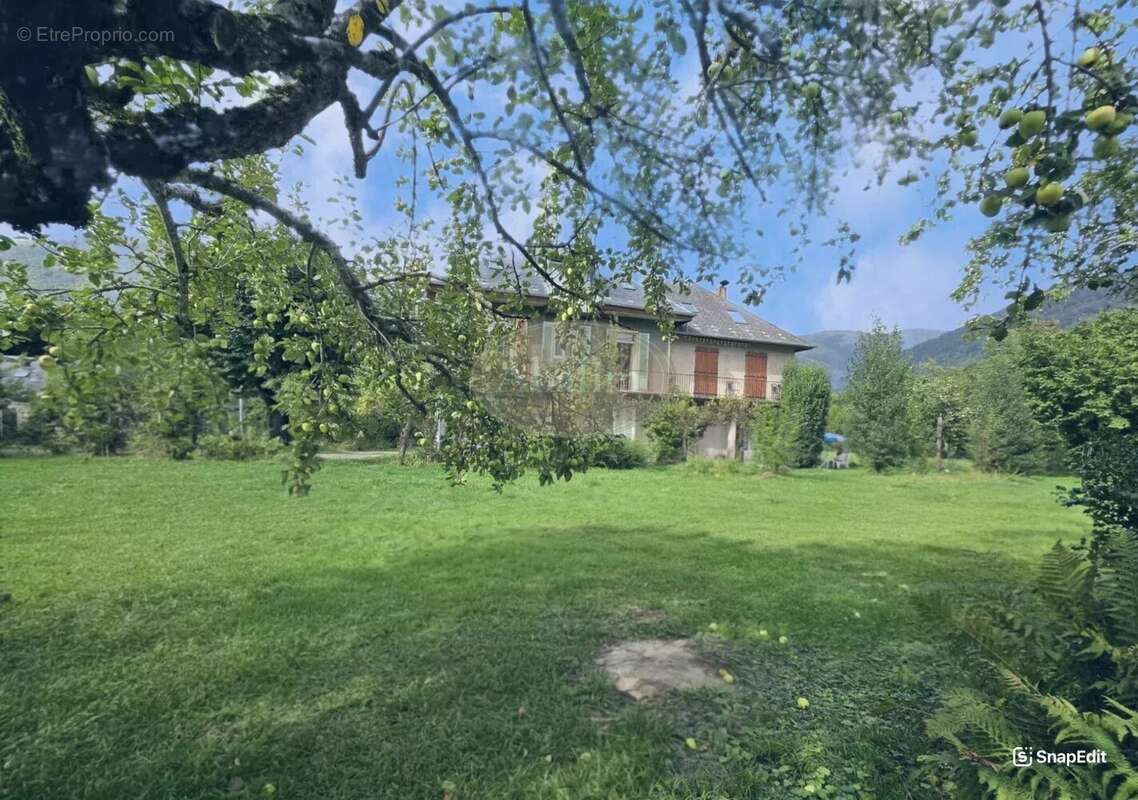 Appartement à BAGNERES-DE-LUCHON