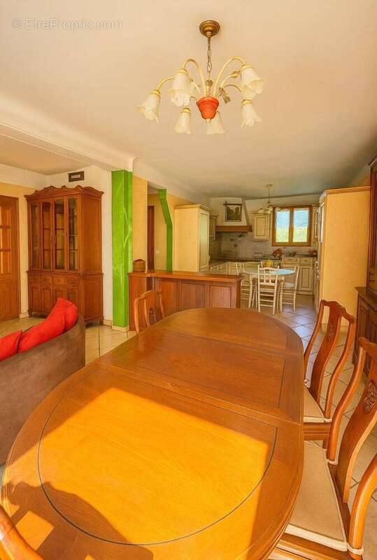 Appartement à LES MARCHES