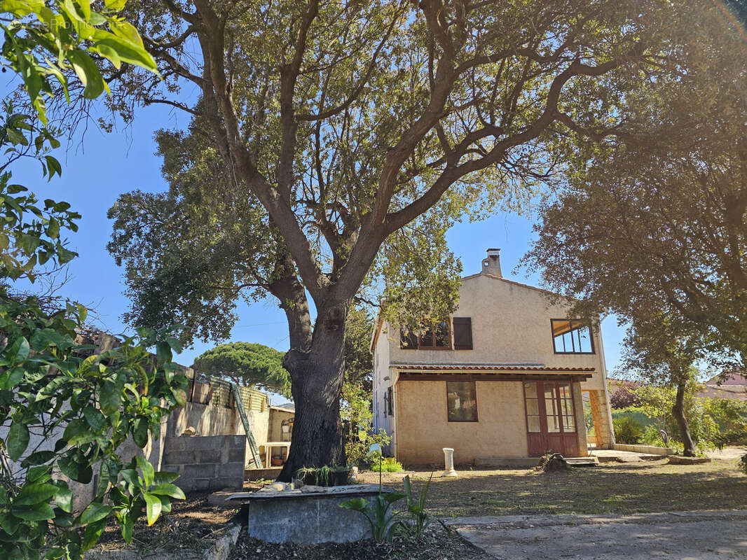 Maison à LA SEYNE-SUR-MER