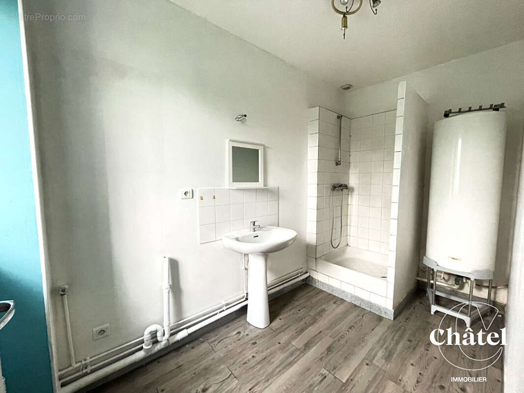 Maison à NANTEUIL-LE-HAUDOUIN