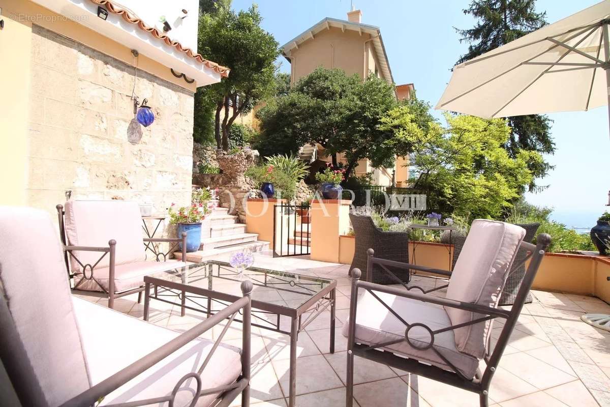 Maison à ROQUEBRUNE-CAP-MARTIN