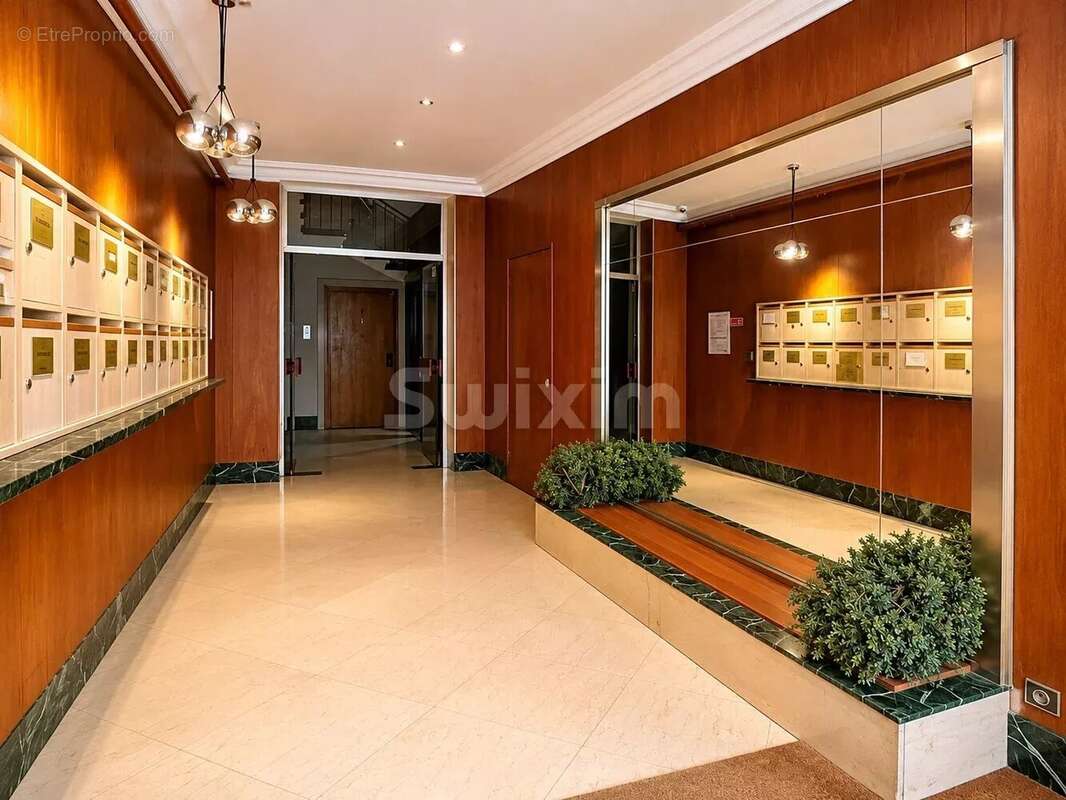 Lyon 2 - appartement t2 sur les toits - photo 9