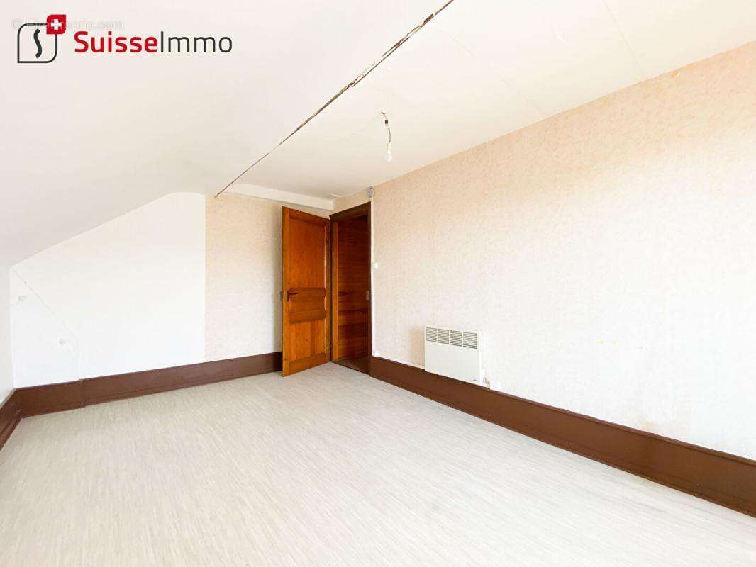 Maison à AUDINCOURT