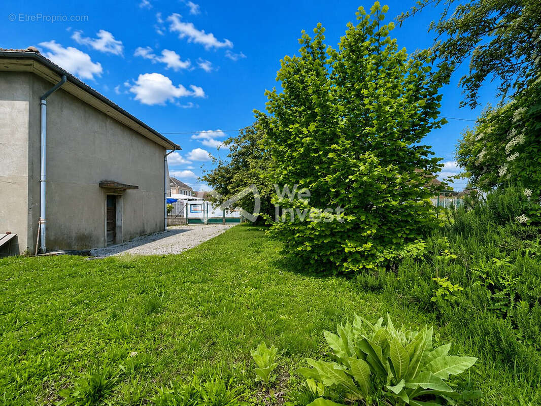Maison à ANGLURE
