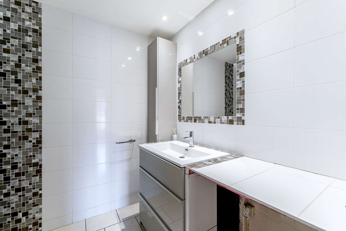 Appartement à TASSIN-LA-DEMI-LUNE