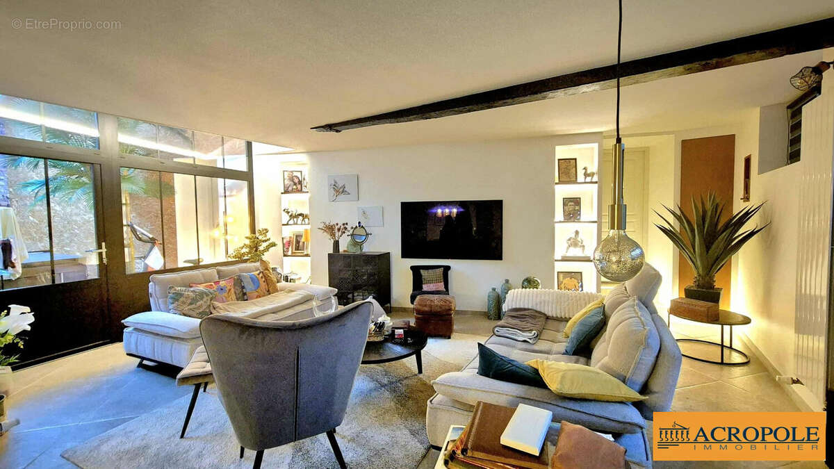 Maison à AUBIGNY-SUR-NERE