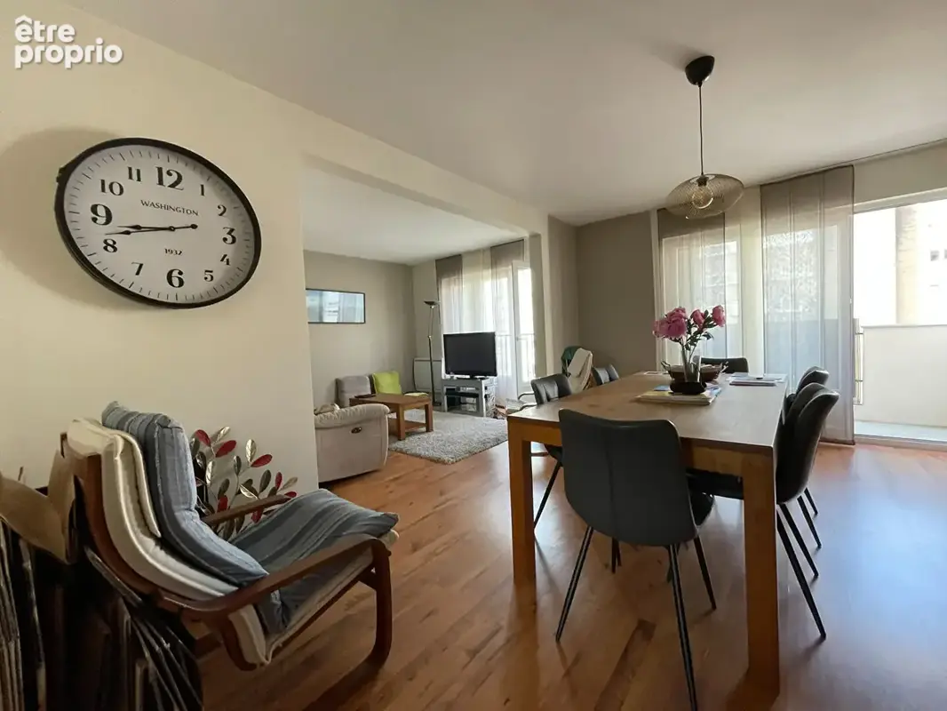 Appartement de type 4 avec balcons cave et garage - photo 2