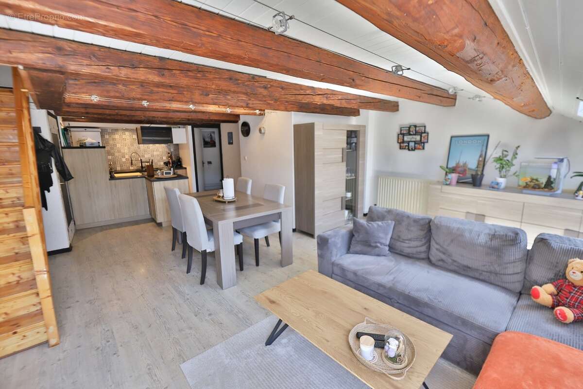 Appartement à vendre 3 pièces en duplex (88) - photo 2