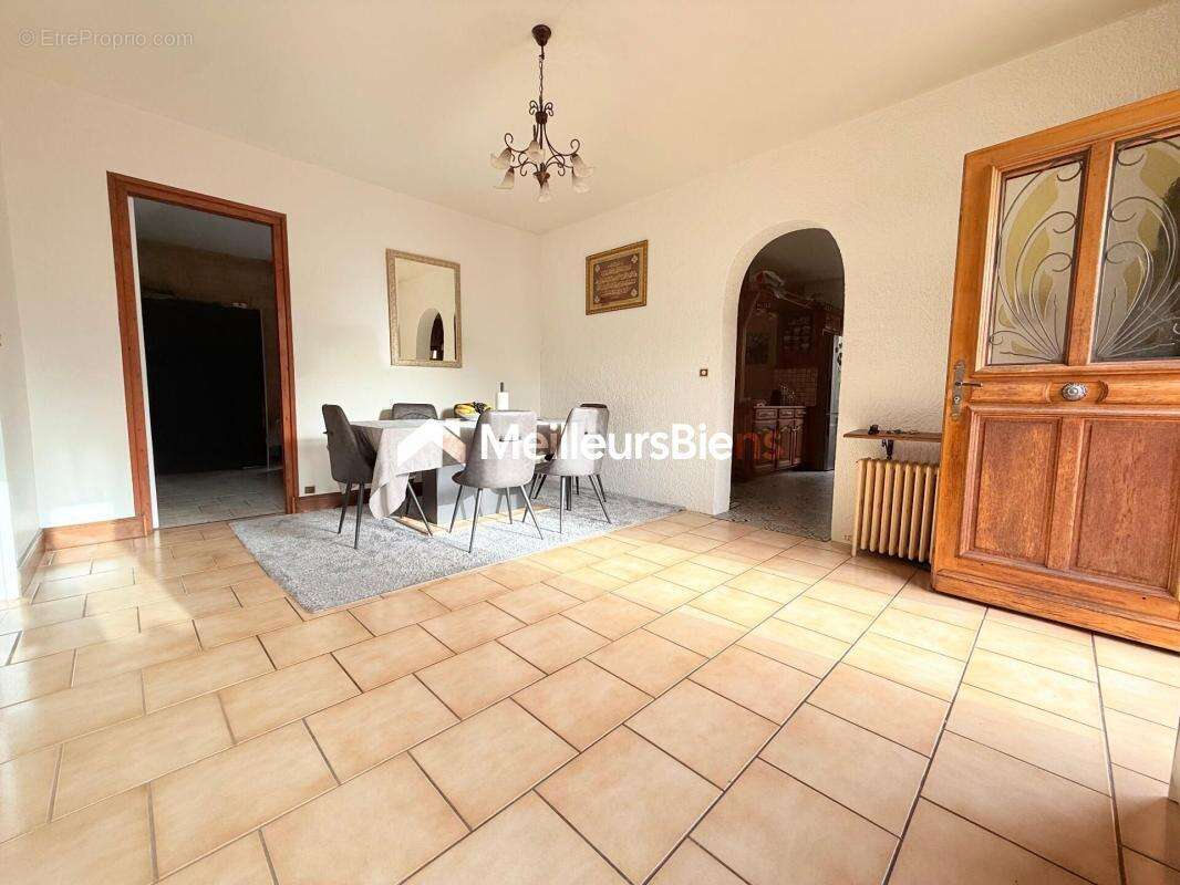 Maison à AUVERS-SUR-OISE