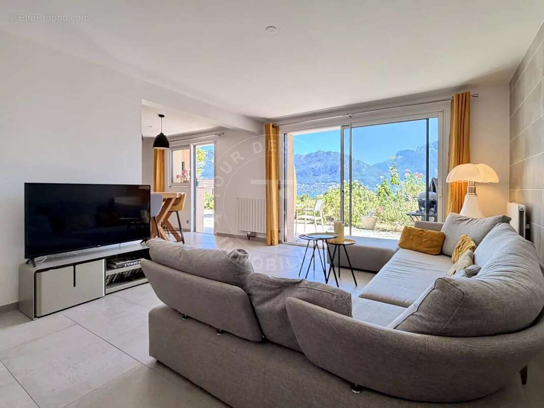 Sévrier – appartement t4 avec jardin privatif et vue panoramique sur le lac d’annecy - photo 5