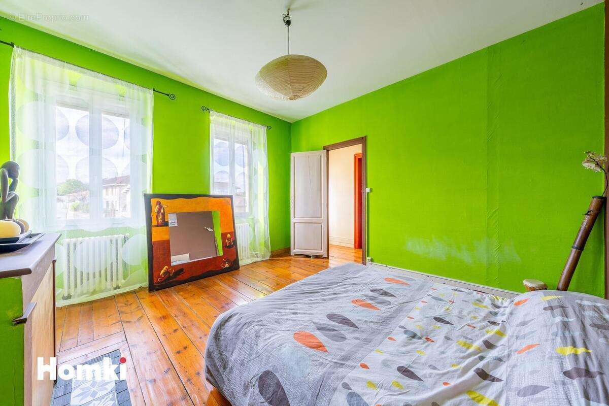 Maison à CARBON-BLANC