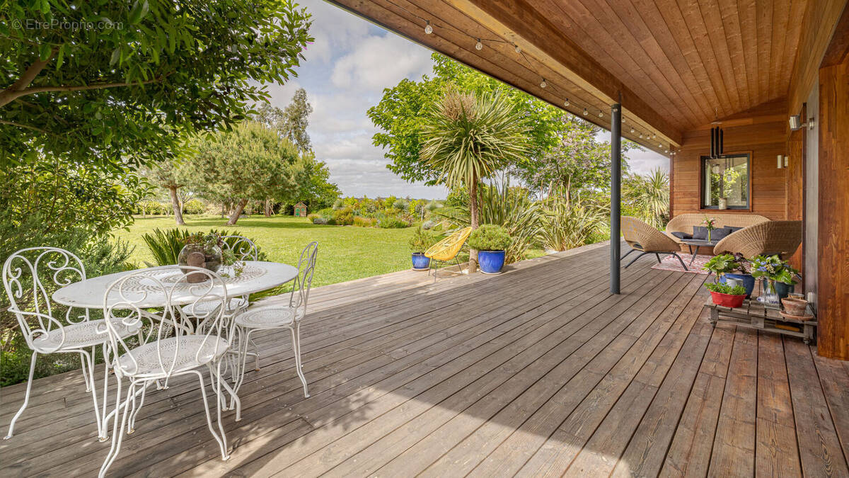 Maison à SAINT-ORENS-DE-GAMEVILLE