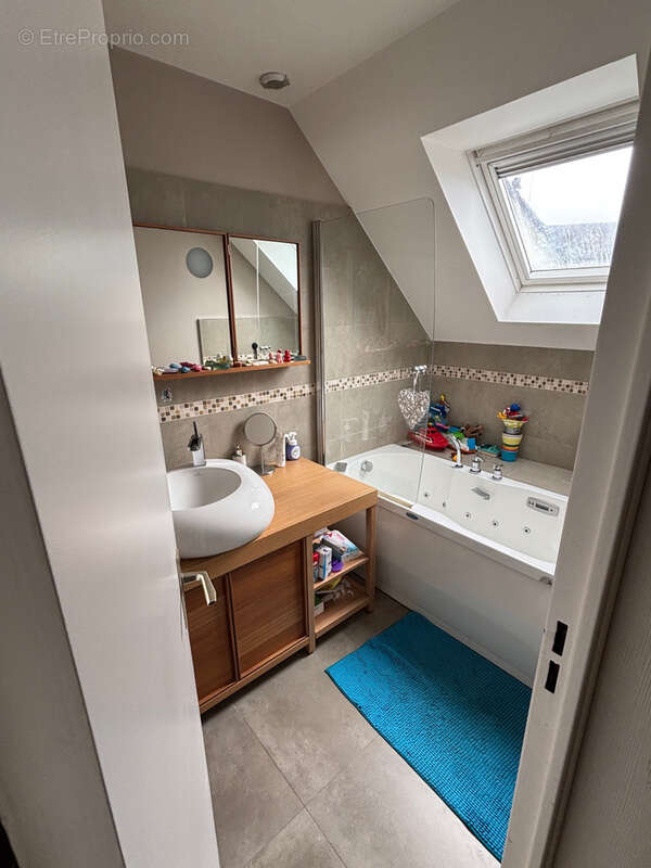 Maison à MONTLIGNON