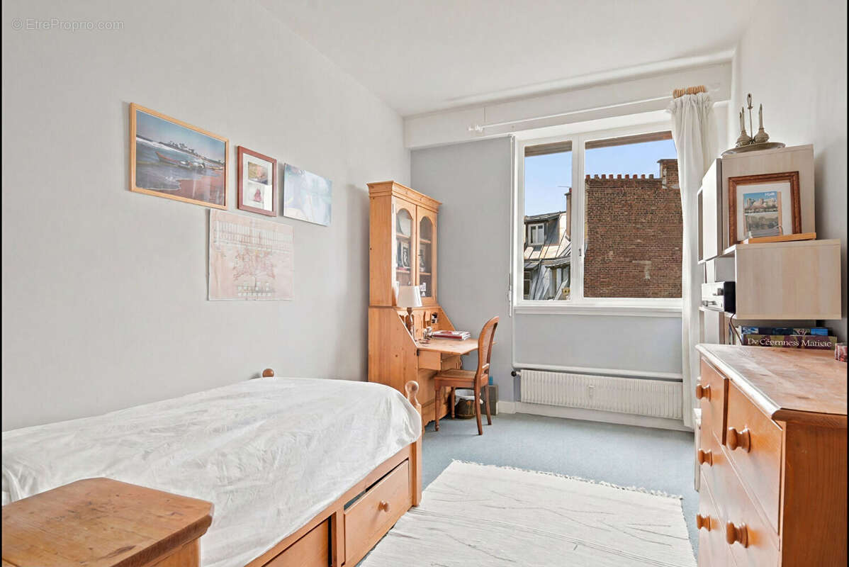 Appartement à PARIS-5E