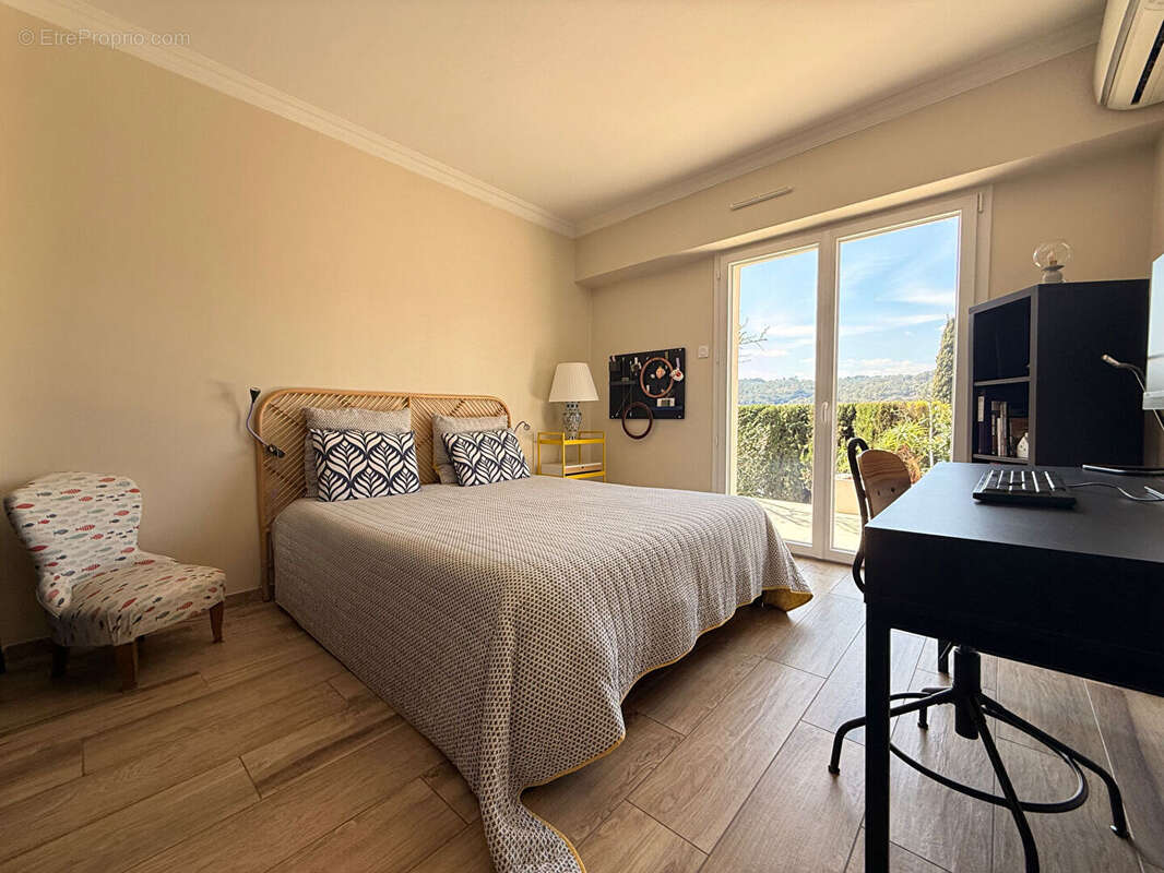 Maison à LA COLLE-SUR-LOUP