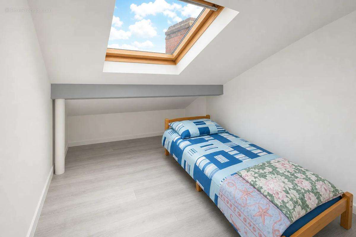 Appartement à SARTROUVILLE