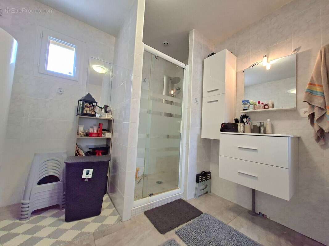 Maison à SAINT-AUBIN-LE-CAUF