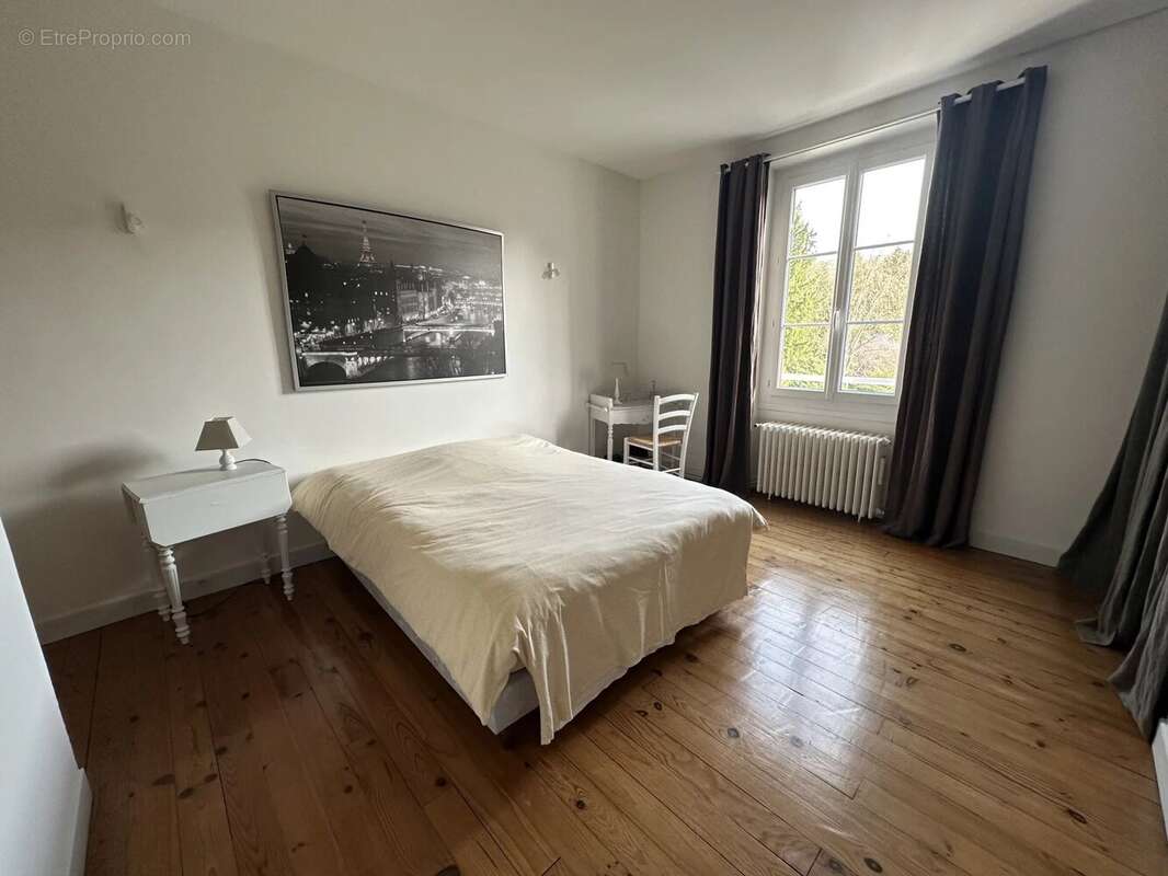 Maison à COULOMMIERS