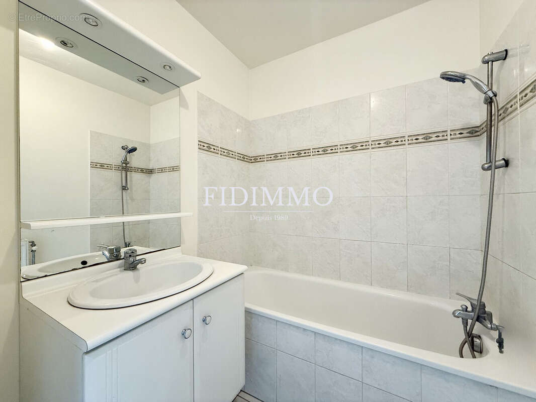 Appartement à CHENNEVIERES-SUR-MARNE