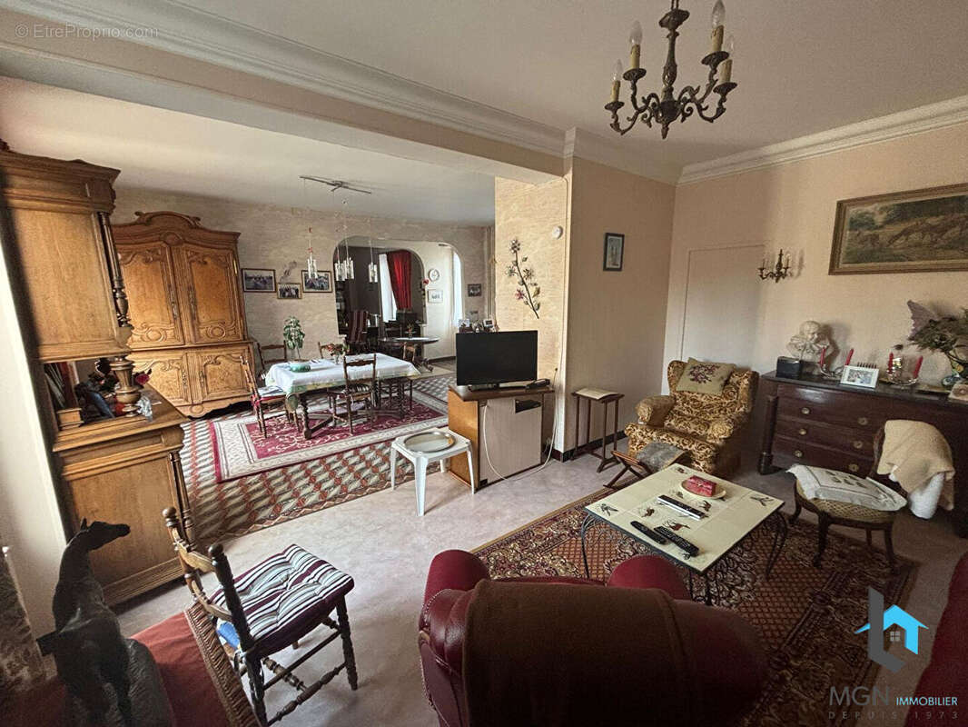 Maison à NOGENT-LE-ROI