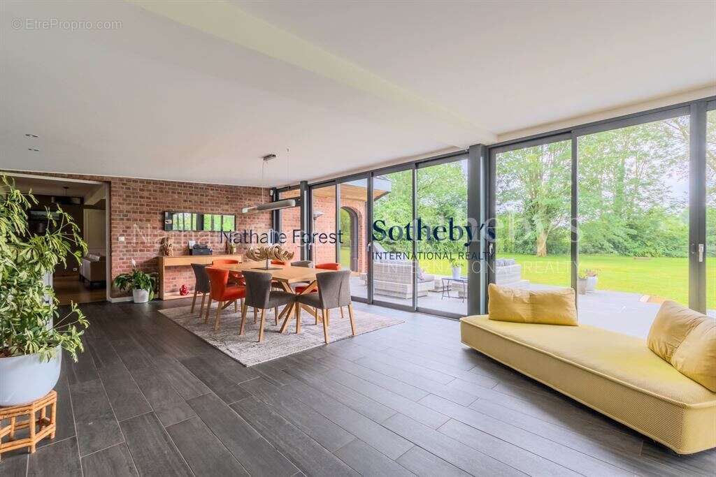 Maison à QUESNOY-SUR-DEULE