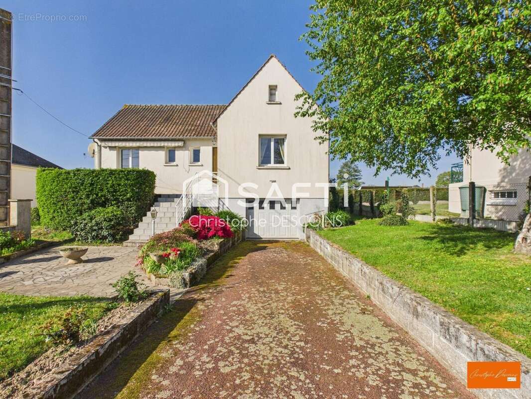Photo 2 - Maison à ARON