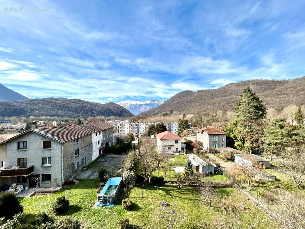 Appartement à VIZILLE