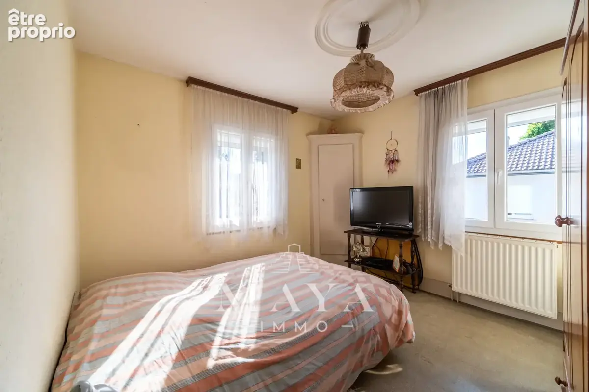 DURMENACH, Maison de village de 304m2 - photo 9