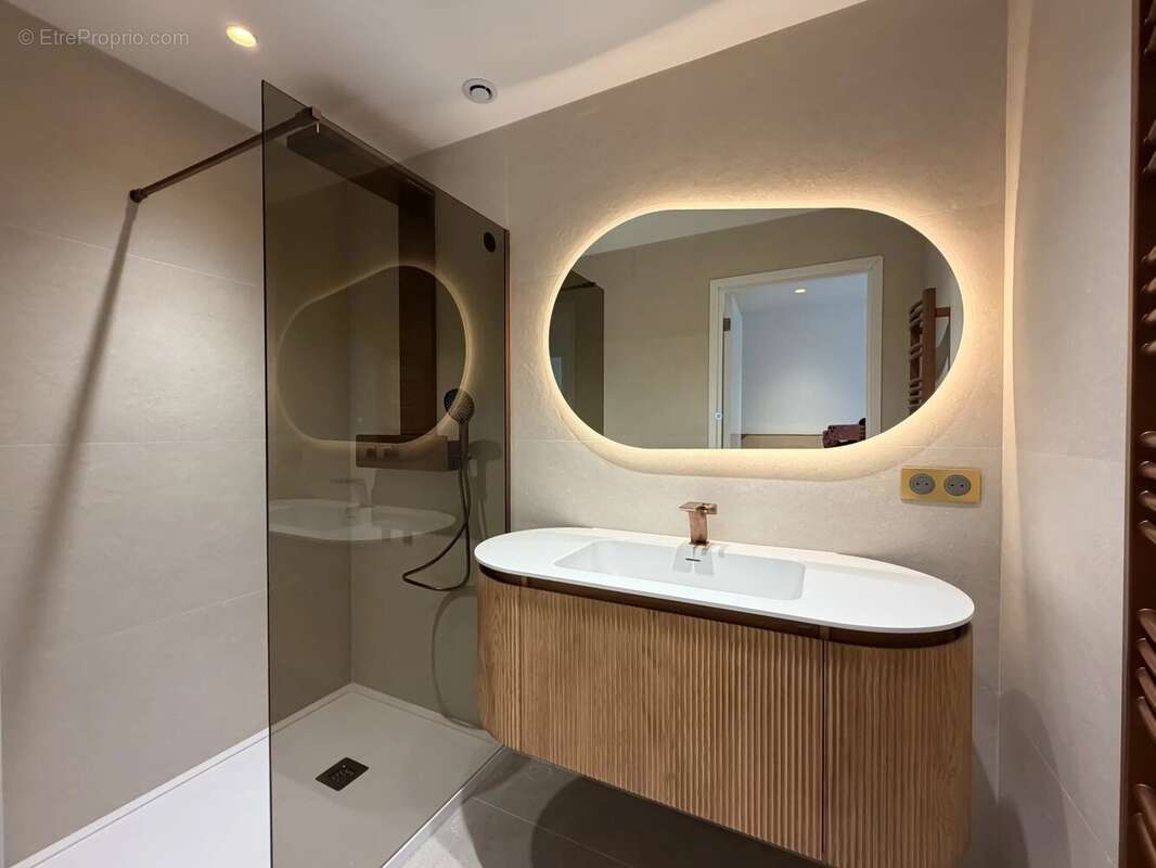 Appartement à BEAULIEU-SUR-MER