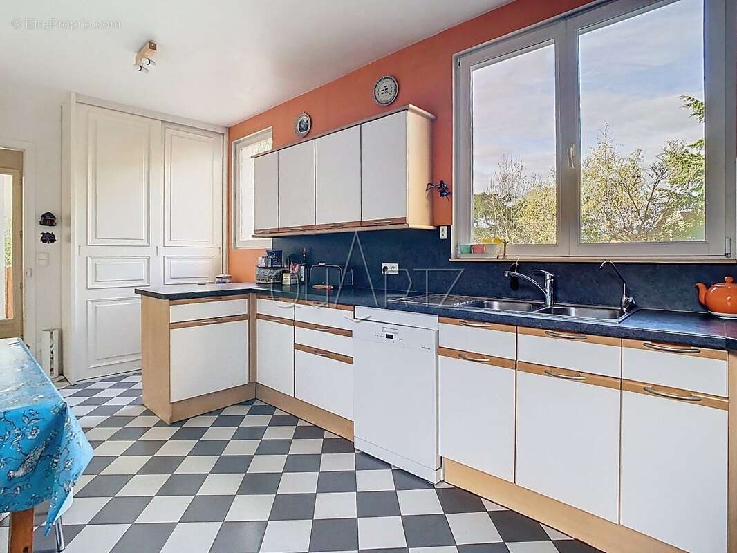 Maison à LE CHESNAY