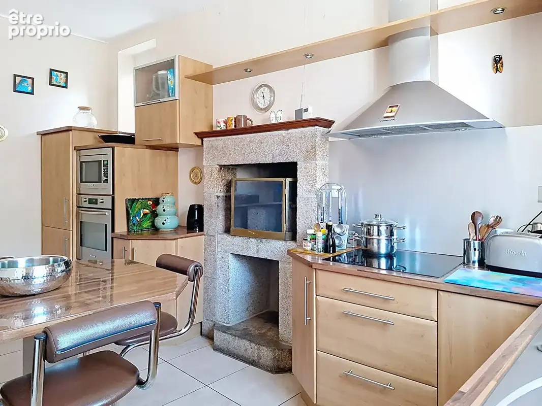 Maison  6 pièces 173 m²  50540 ISIGNY LE BUAT - photo 5