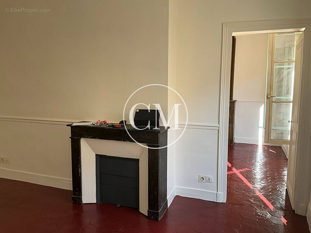 Appartement à VERSAILLES