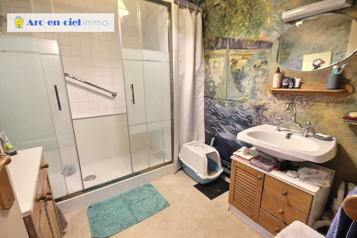 Appartement à AUBERVILLIERS