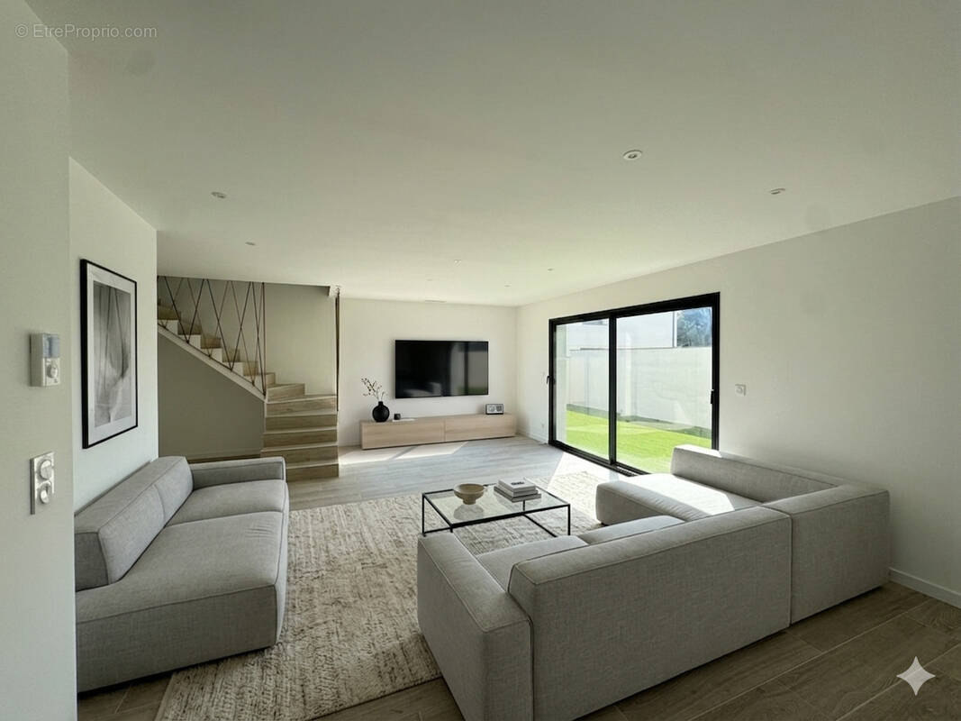 Maison neuve t5 de 115 m2 - photo 1