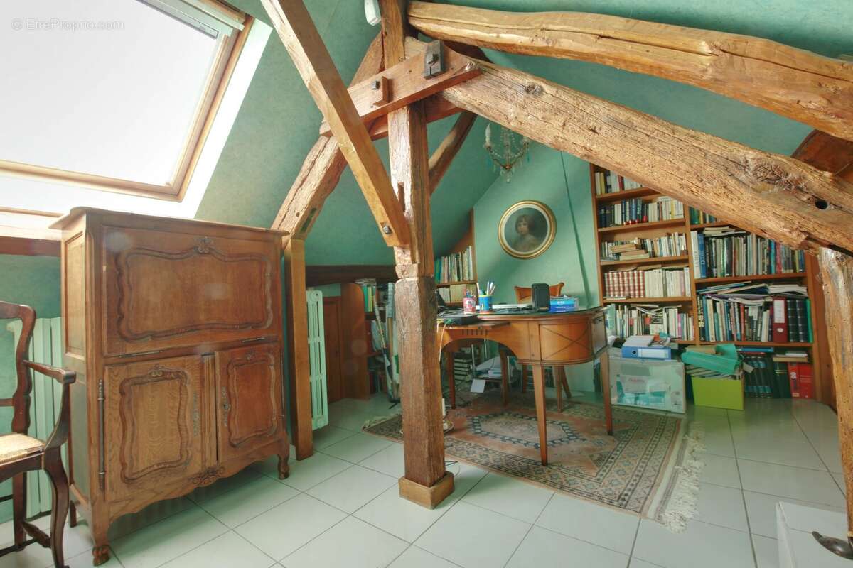 Maison à GURCY-LE-CHATEL