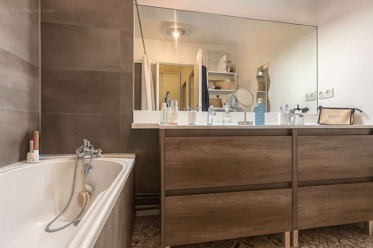 Appartement à DARDILLY