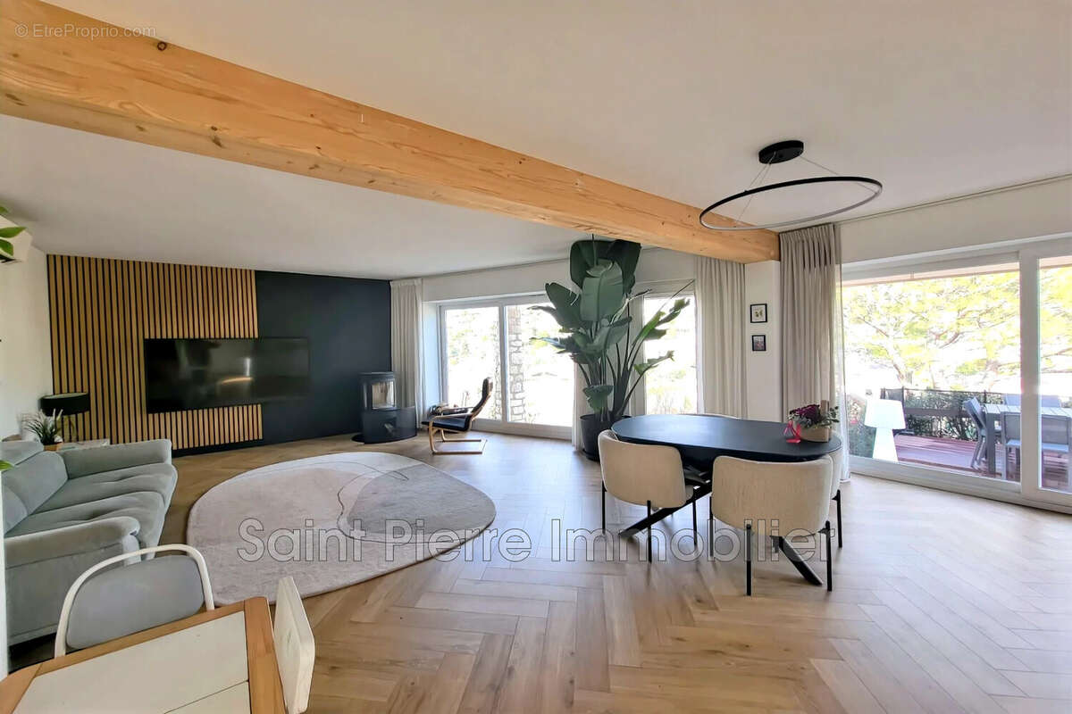 Maison à CAGNES-SUR-MER