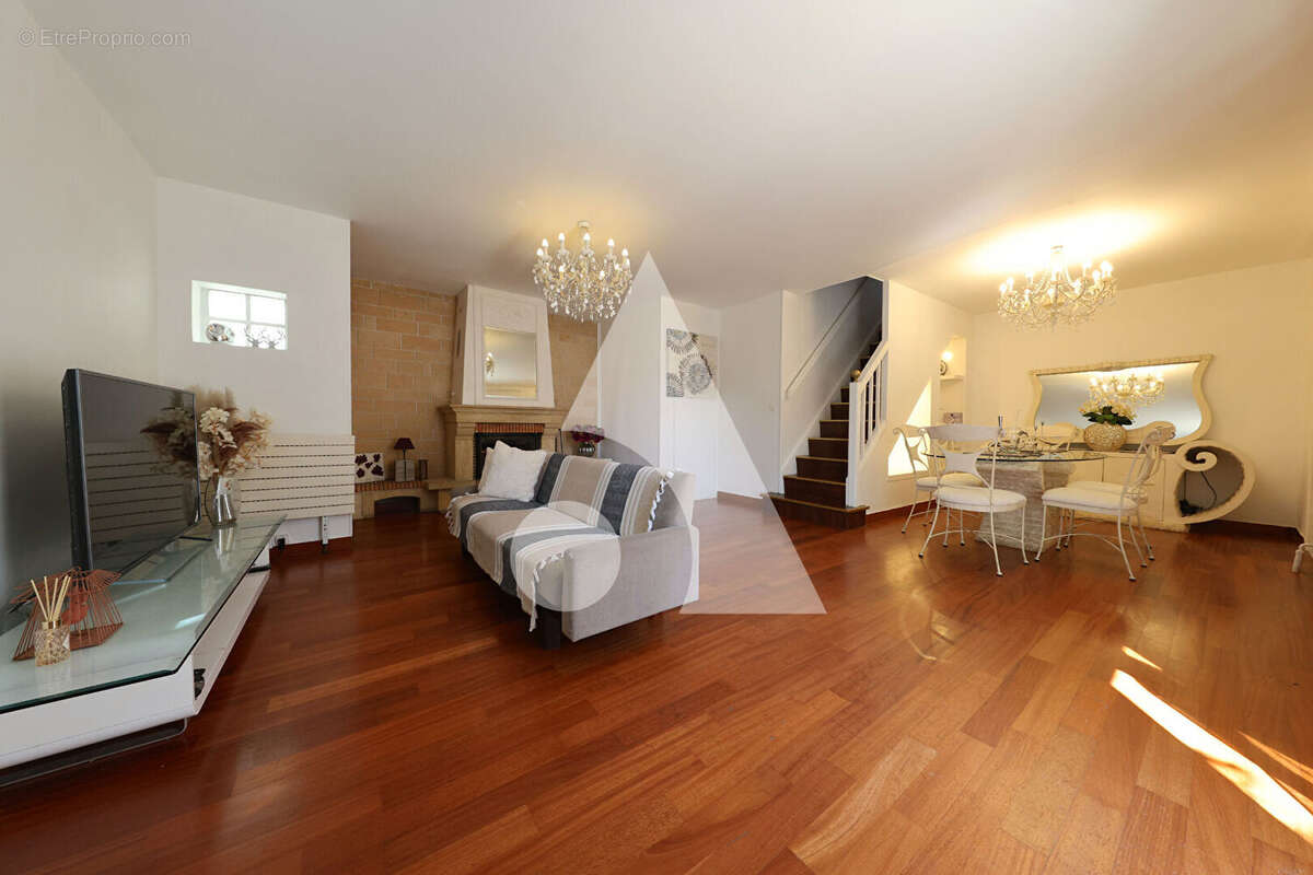 Maison à SAINT-GERMAIN-LES-CORBEIL