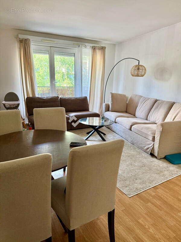 Appartement à TORCY