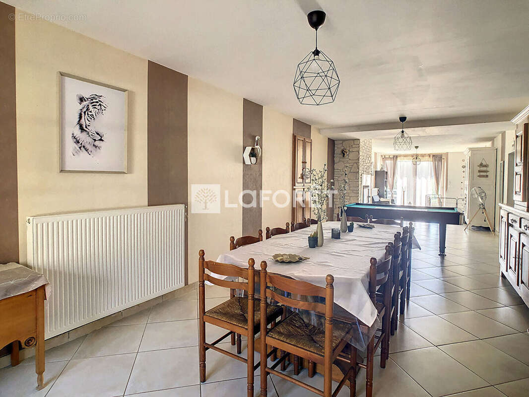 Maison à VAL-DE-MEUSE