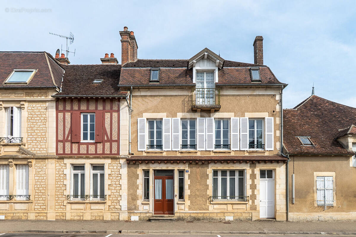 Maison à CHABLIS
