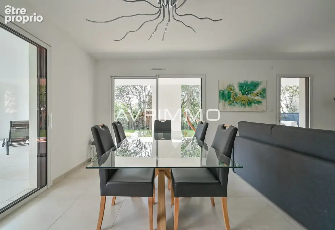 Appartement T3 avec jardin et terrasse à vendre à Saint-Cyr-sur-Mer - photo 6