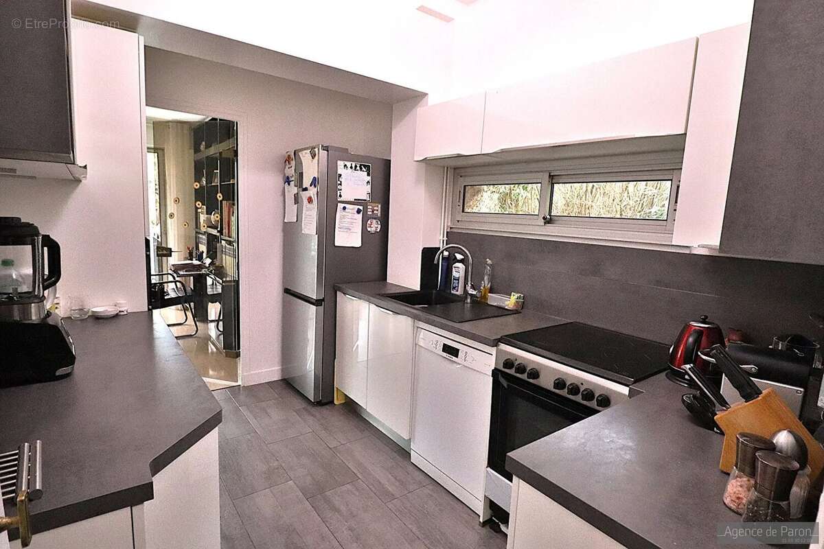 Maison à VERRIERES-LE-BUISSON