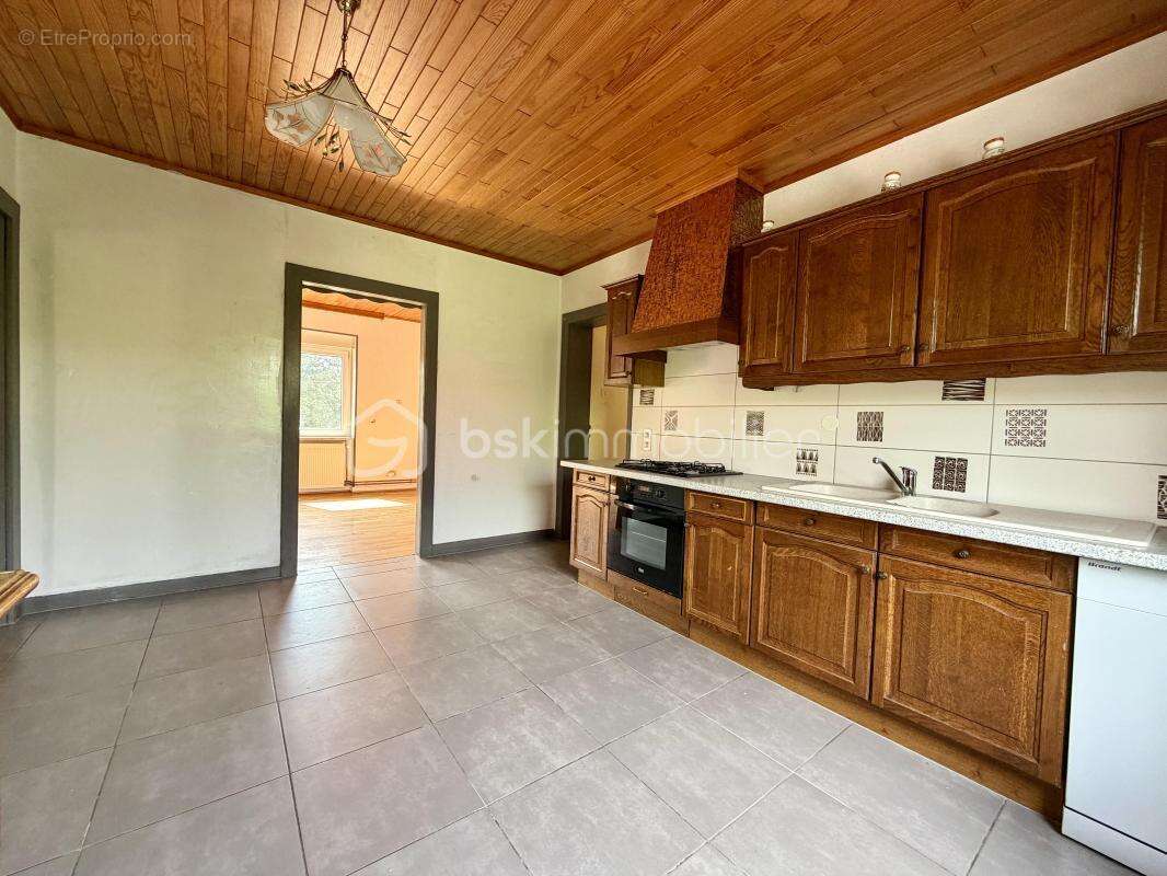 Appartement à PUTTELANGE-AUX-LACS