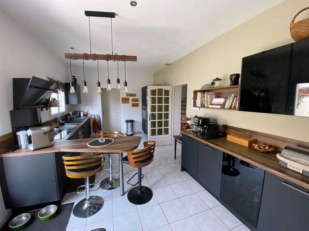 Maison à LES MATHES