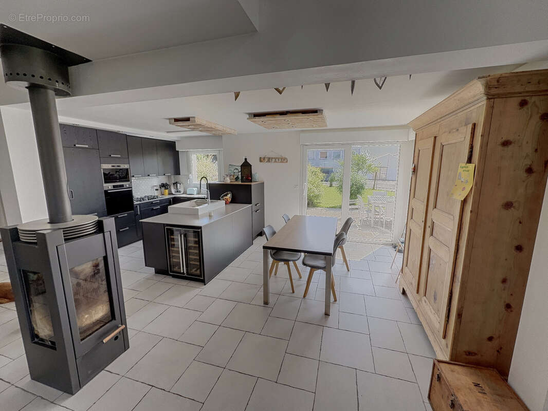 Maison à LES ECORCES