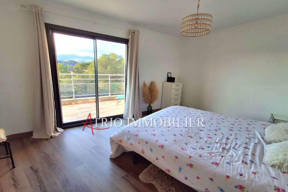 Appartement 90 m² à Cagnes-Sur-Mer  - photo 7