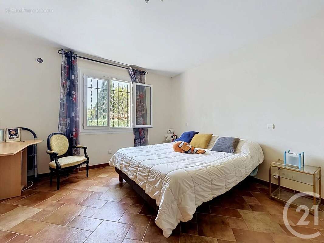 Maison 145 m² à Mougins  - photo 11