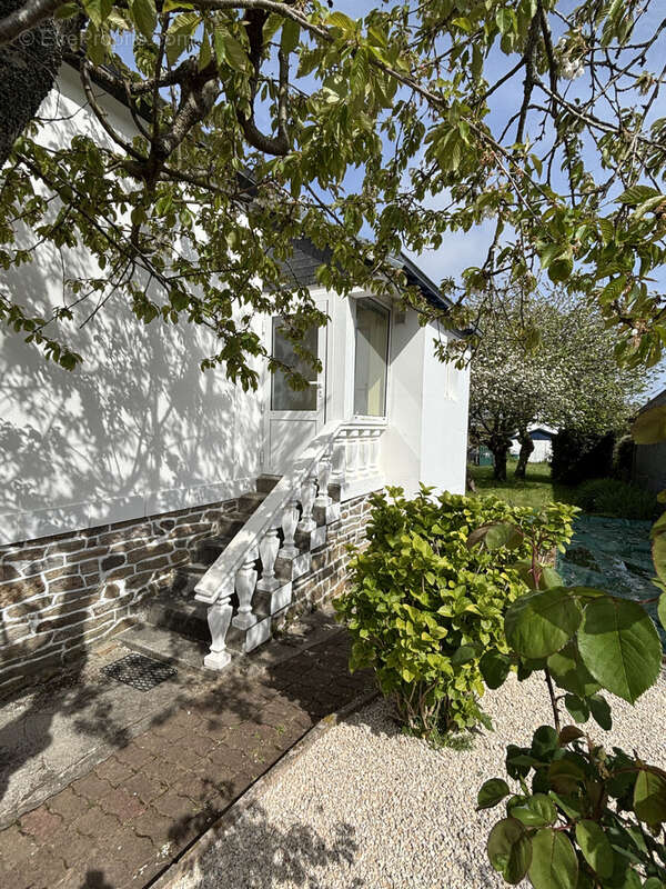 Maison 4 pièces des années 30 au bourg de CLOHARS - photo 2