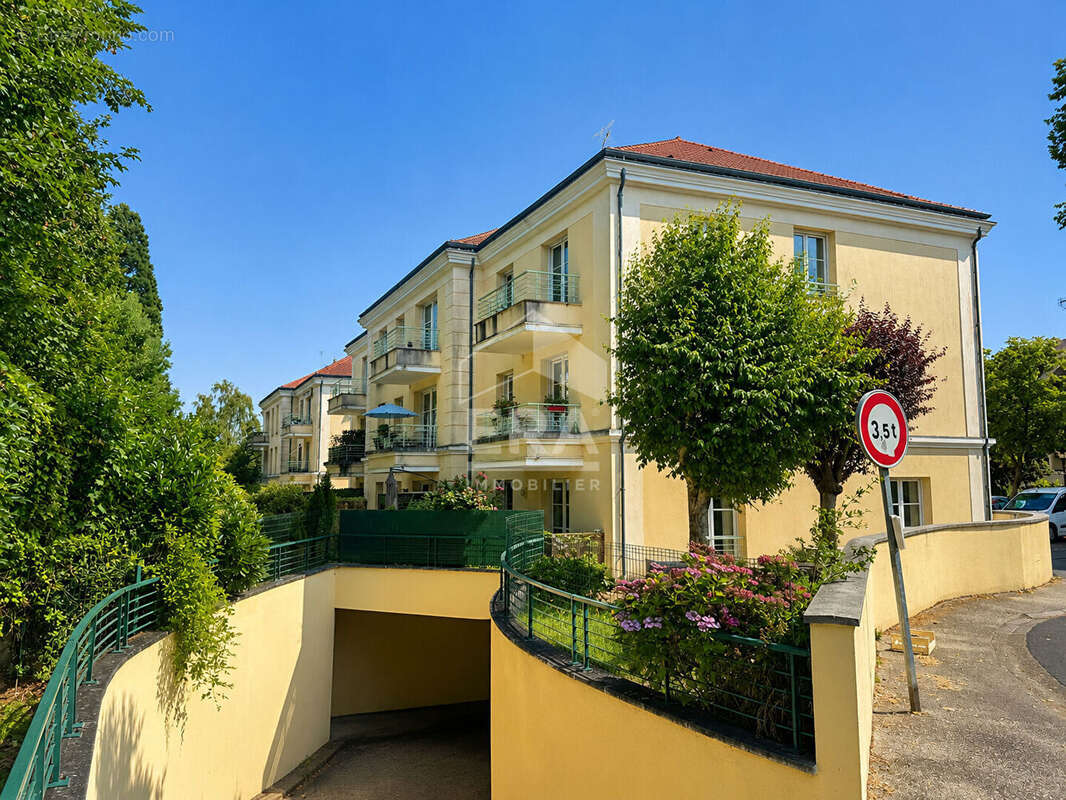 Appartement à LUZARCHES